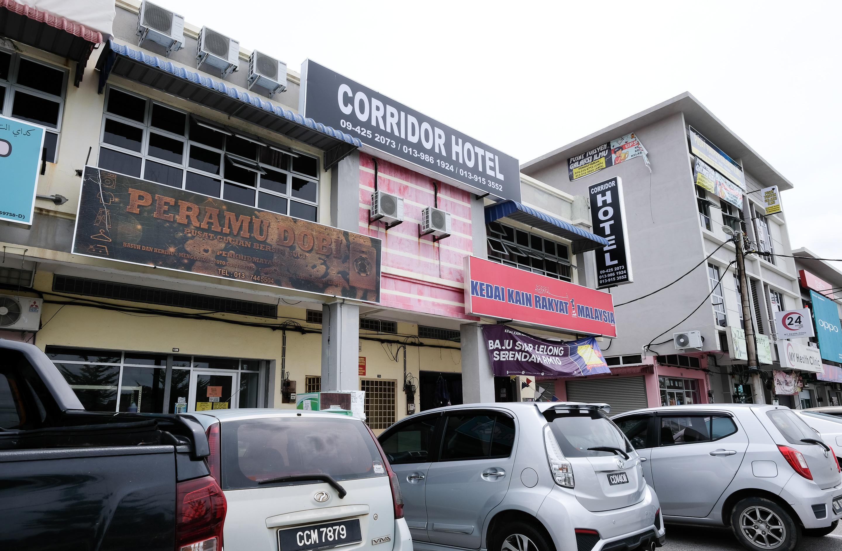 Super Oyo 720 Corridor Hotel 2 Pekan Exterior photo