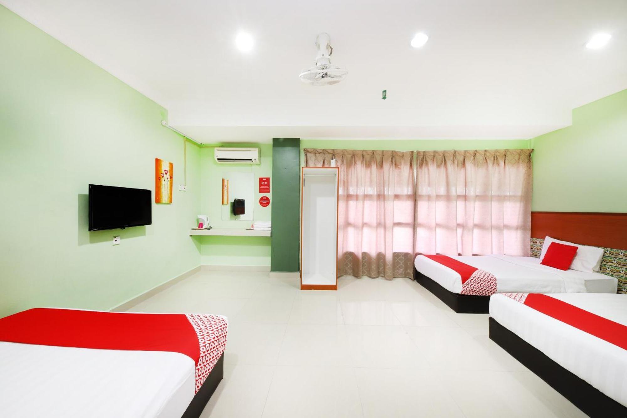 Super Oyo 720 Corridor Hotel 2 Pekan Exterior photo